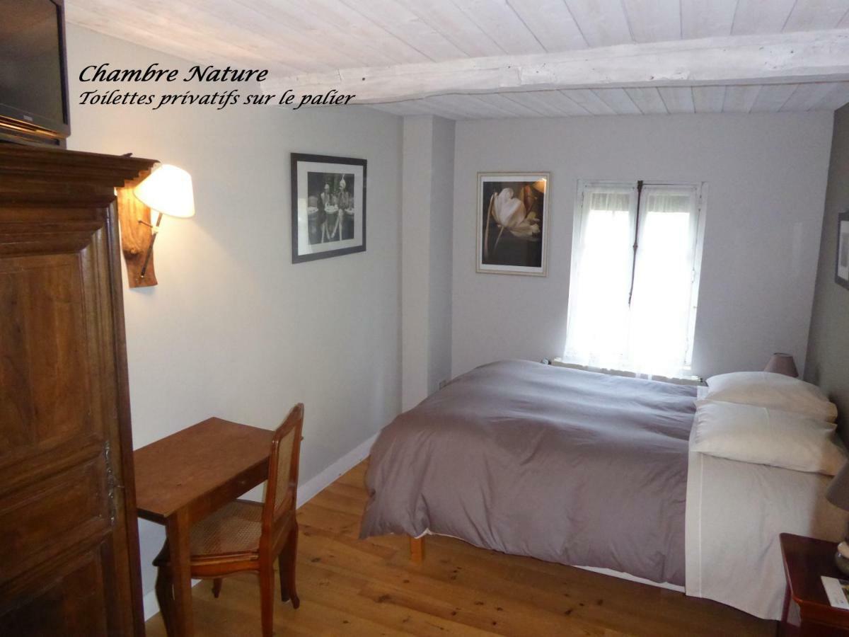 Bed and Breakfast La Ferme Des Vignes Hotot-en-Auge Экстерьер фото