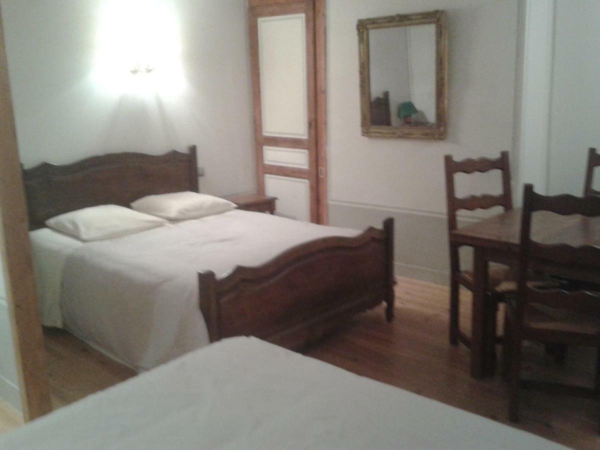Bed and Breakfast La Ferme Des Vignes Hotot-en-Auge Экстерьер фото